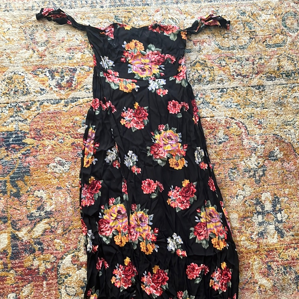 Forever 21 black off shoulder floral maxi